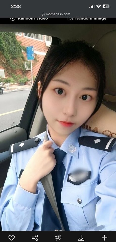 Aurora boots top model pic