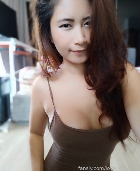 love stranger model best photos