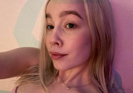 deni__dragons__ high quality pornstar pics