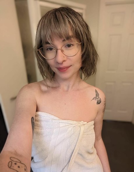 TheMissSilverWitch pornstar erotic images