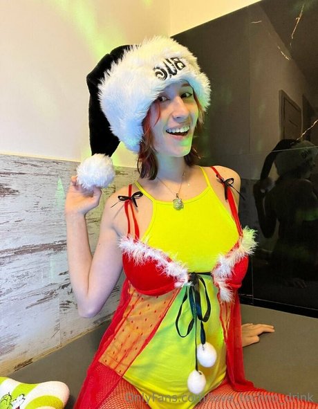 sco000oby girl star naked gallery