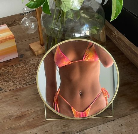 Yasmin Prenter beautiful star gallery