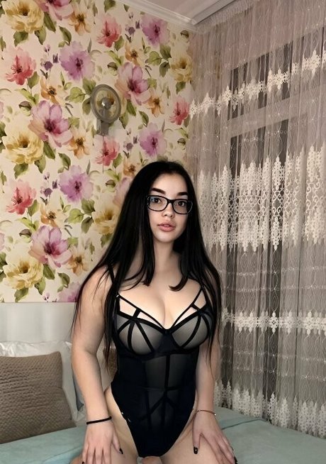 alinasweet pornstar art picture