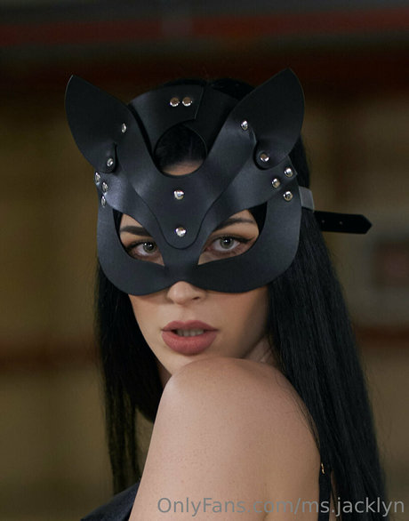 ms jacklyn naked pornstar pictures