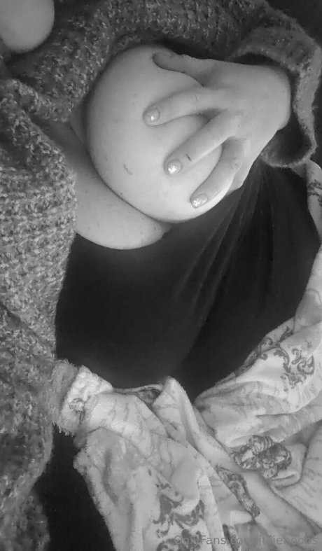 julieboobs pornographic star img