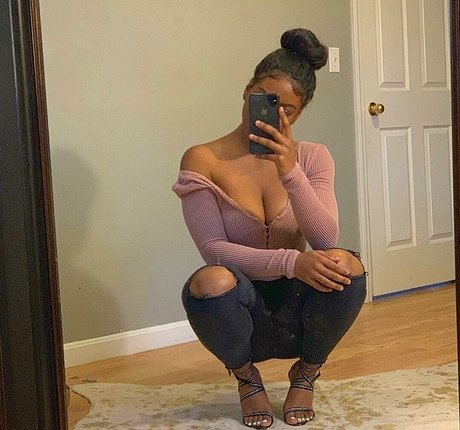 Edwina Wehjla erotic star photos