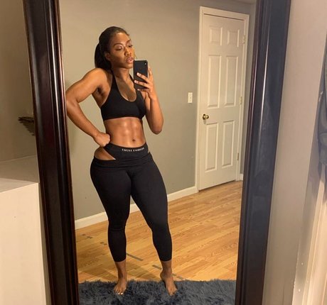 Edwina Wehjla sex model gallery