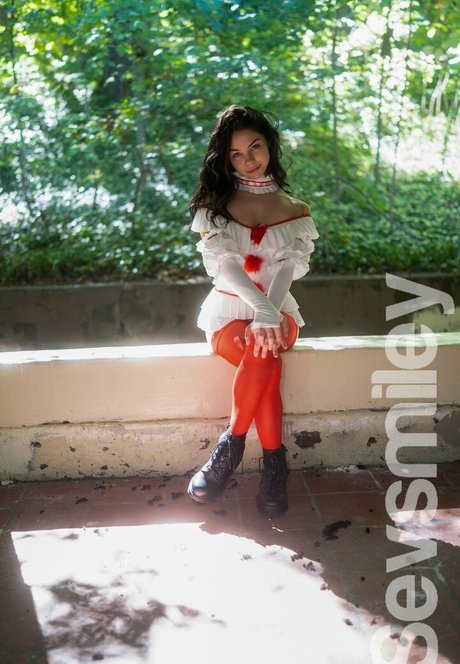 sevsmileyfree hot star pictures