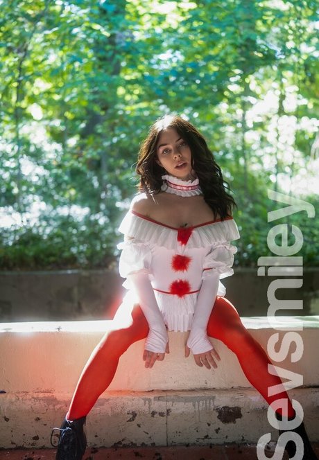 sevsmileyfree naked pornstar picture