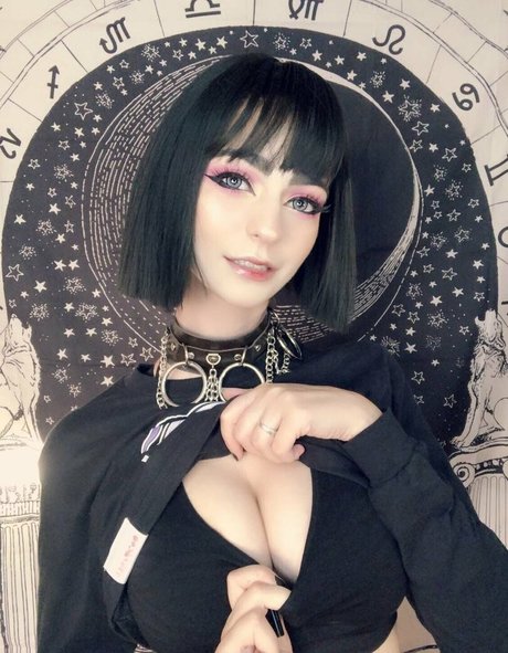 Psycatarts nudes actress pictures