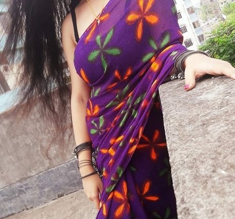 Aarohi Verma nice actress galleries