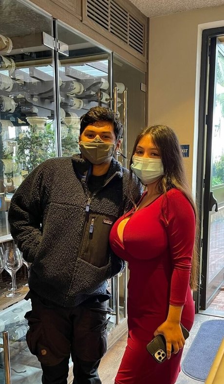 Karla Vilagomez erotic actress photo