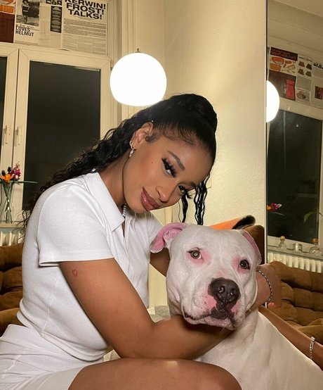 Capeverdian porn actress img