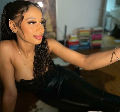 Capeverdian beautiful actress archive