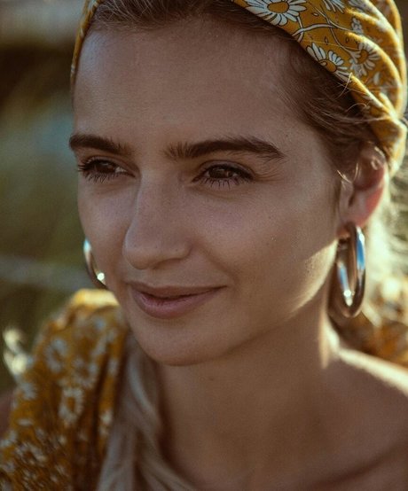 Allie Alina pornstar free images