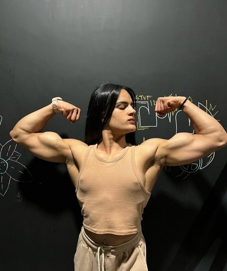 Venom Luisa model nice photos