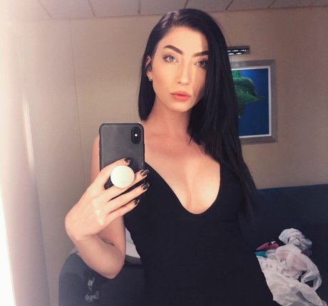 Taylor Kristine free star photos