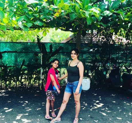 Vansheen Verma Sumbriya model hd galleries