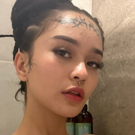 Milaxfairyy model beautiful photos