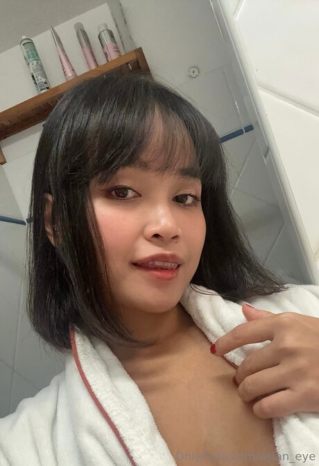 asian eye hd star photo