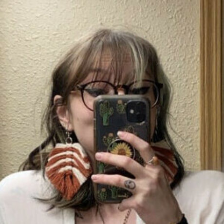 Curthobain sexy actress pics