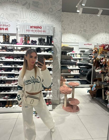 bunnysnowvip star naked gallery