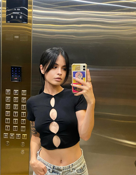 karinasweety69 model xxx img