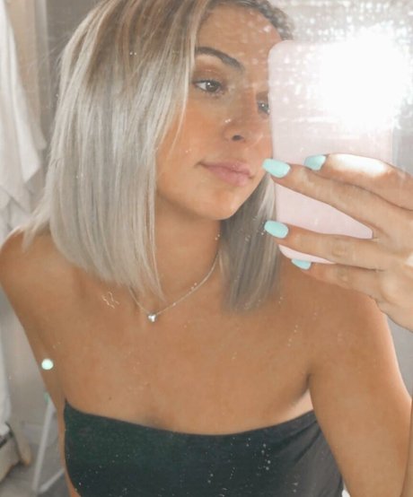 Samantha Copp model xxx gallery