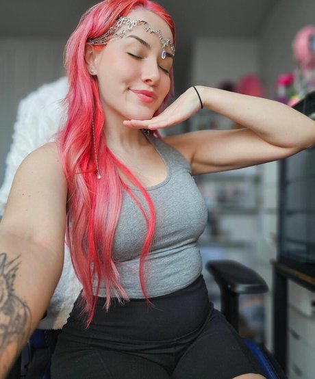 ItsLeslie model best archive