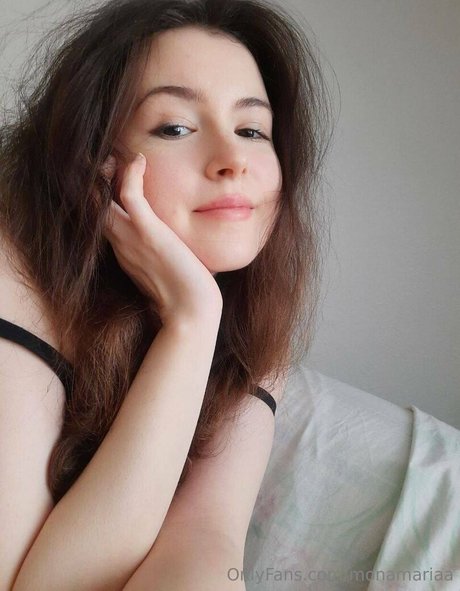 monamariaa xxx pornstar gallery