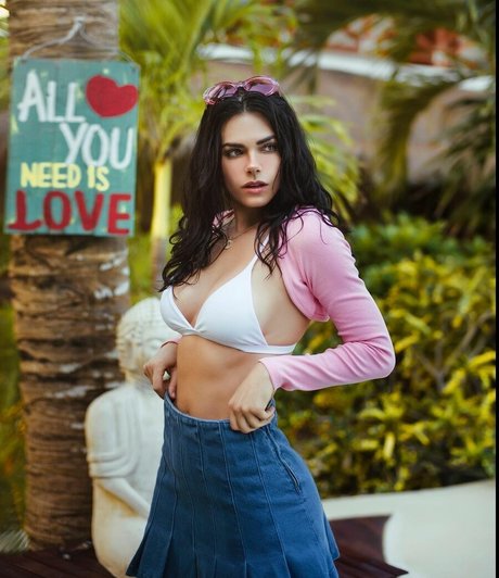 Livia Brito best model image