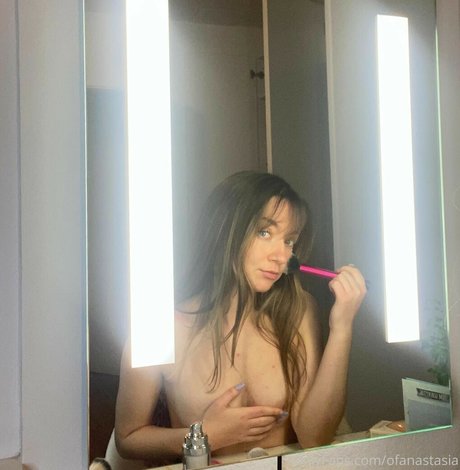 anastasia evh pretty star image