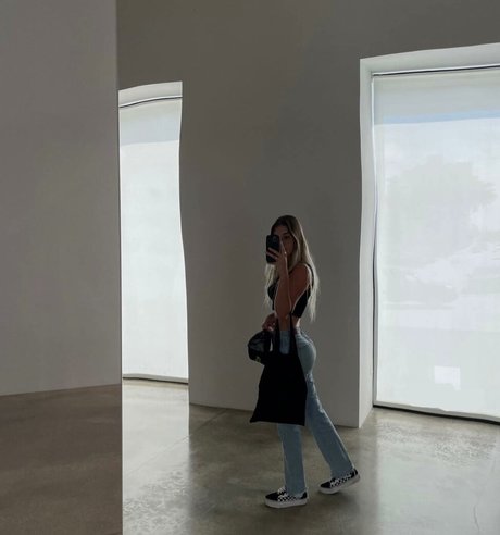 Morena Bradas nude actress pics