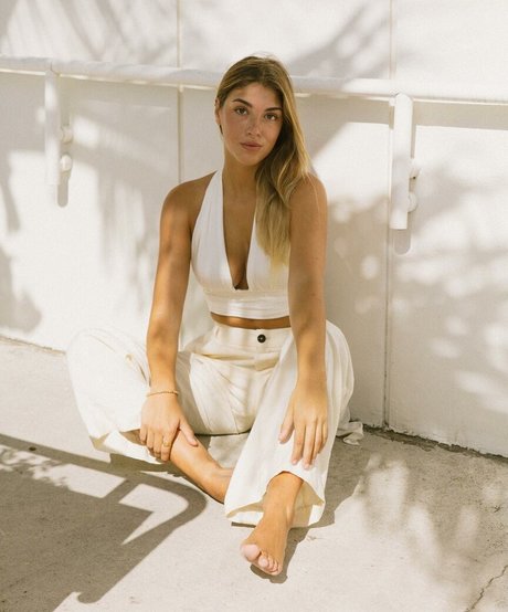 Morena Bradas model perfect photo