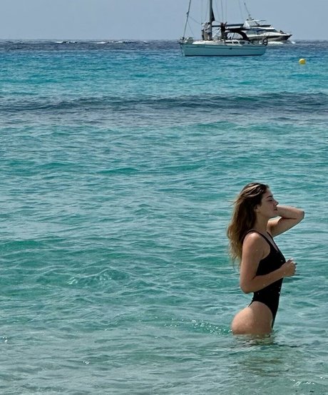 Morena Bradas model free archive