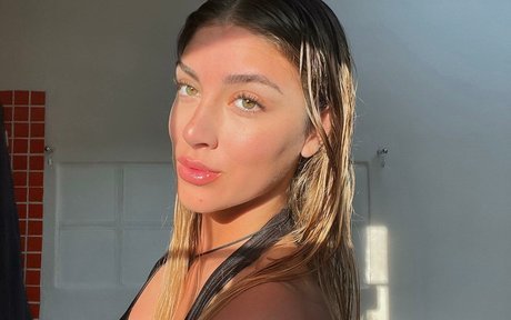 Morena Bradas pornstar erotic photo