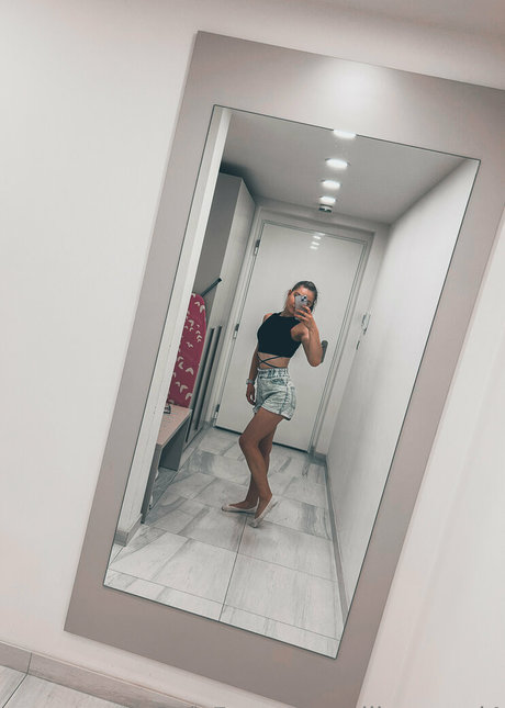 ellie angel4 erotic star picture