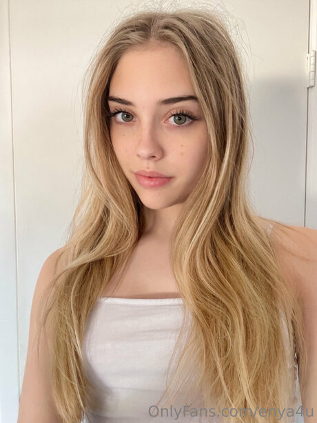 enya4u pornstar hot img