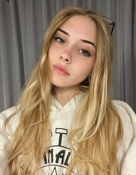 enya4u high quality star galleries