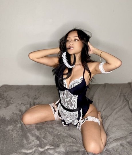 Kymitona xxx model img