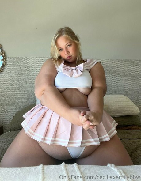 ceciliaxemilybbw pornstar high quality pics