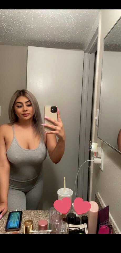 babesa25 model erotic photo