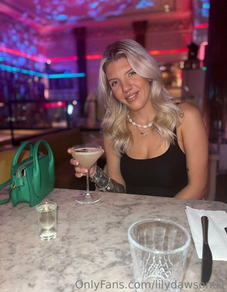 lilydawson01 porn actress photo