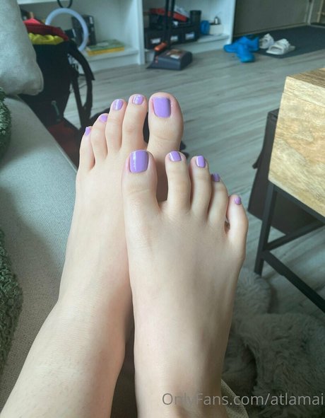 atlamai nudes actress images