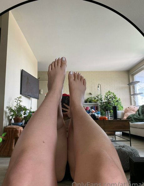 atlamai beautiful actress images