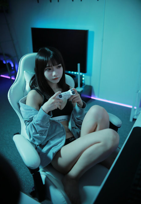 Izuchinono pornstar nudes img