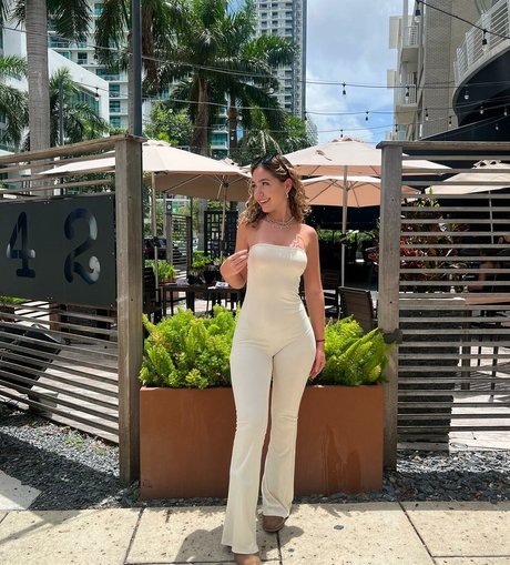 Leslie Machin pornstar nudes pic