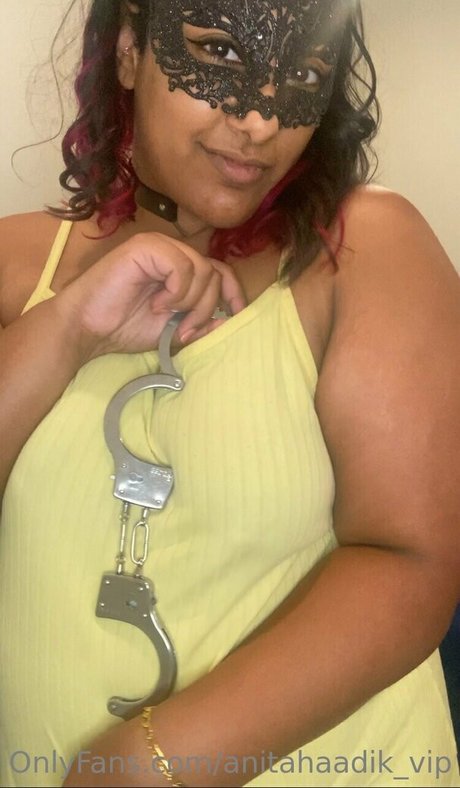 anitahaadik vip erotic star photos