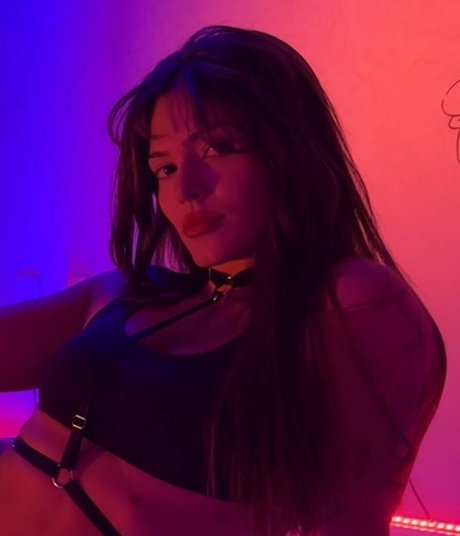 Angeldanceroficial model free photo