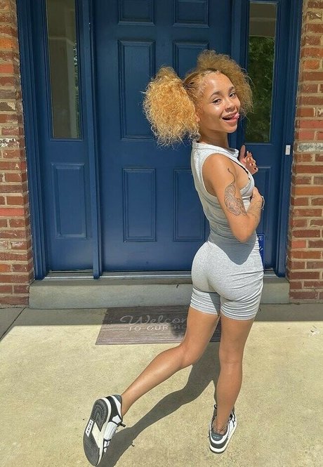 Miixeddoll perfect actress photos